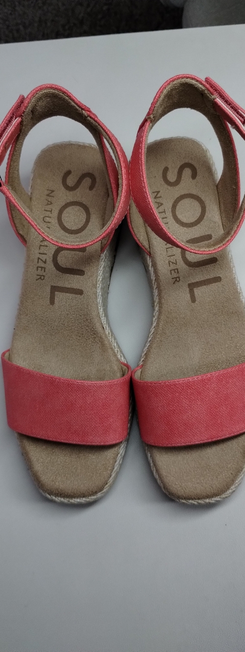 SOUL Naturalizer Goodtimes Platform Wedge Sandal Coral US 8M